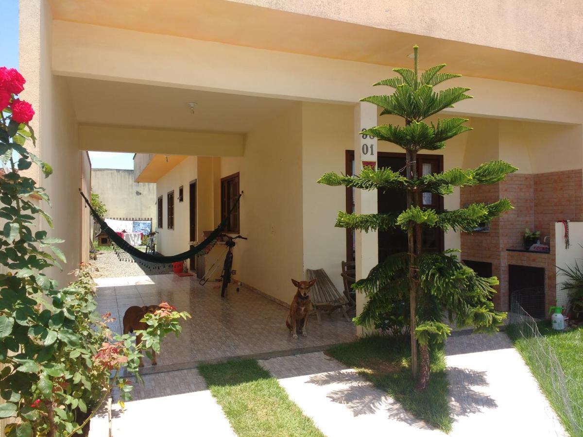 Um Quarto Em Casa Agradavel Pereque Exteriör bild