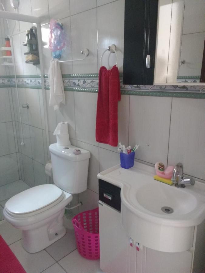 Um Quarto Em Casa Agradavel Pereque Exteriör bild